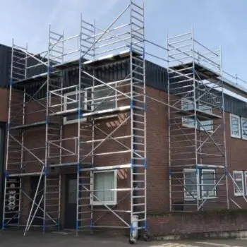 Aluminium rolsteiger huren van 9 meter