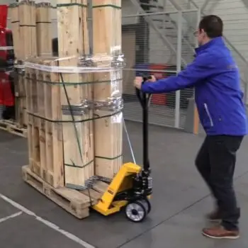 Pompwagen of palletwagen huren? Voordelig & Snel een palletwagen huren