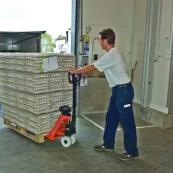 Palletwagen of pompwagen huren? Voordelig & Snel een palletwagen huren