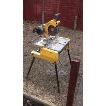 Afkortzaagmachine flipover te huur
